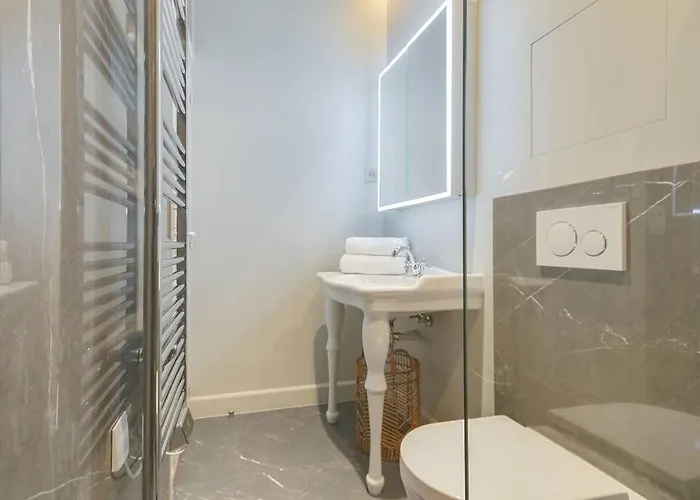 Lovely Flat In Near Notre-dame Párizs